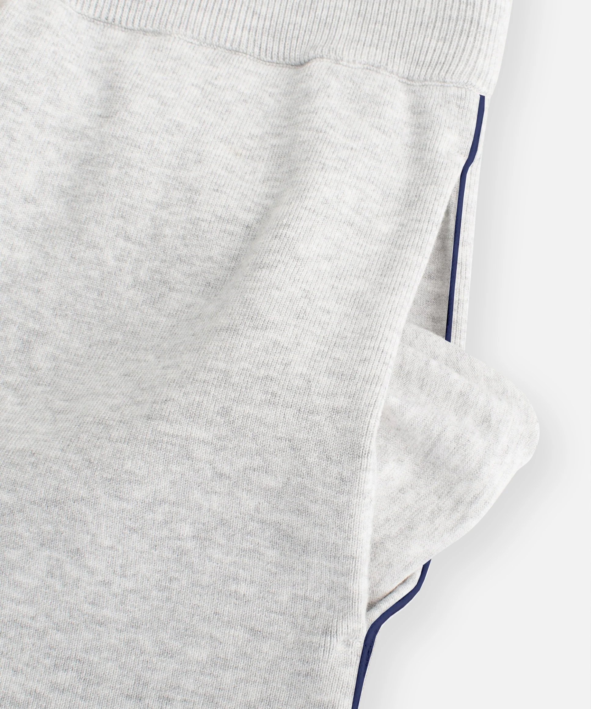 Planes Luxury Sweater Short - Image 4